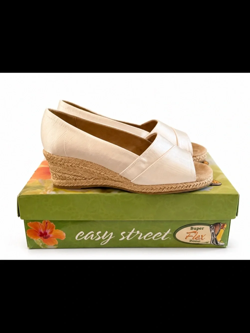 Easy street White Peep-Toe Espadrille Wedge Sandals